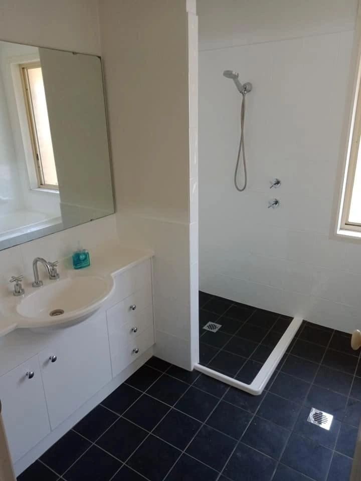 Kitchen and Bathroom Resurfacing