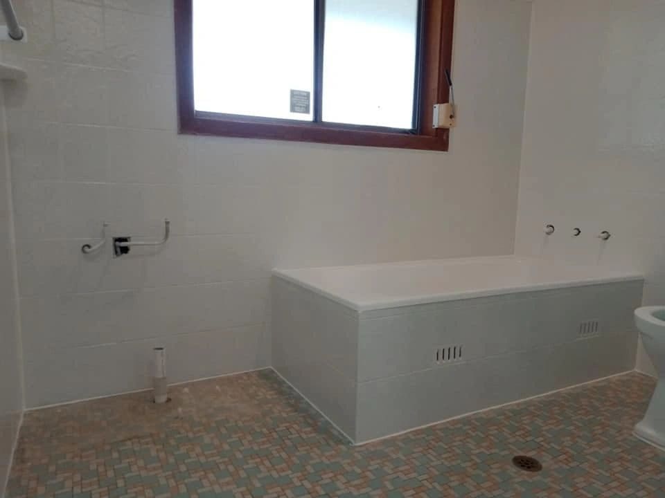 Bathroom Resurfacing