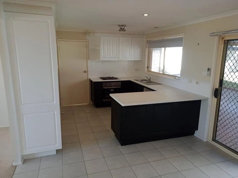 Two Tone Kitchen Resurfacing